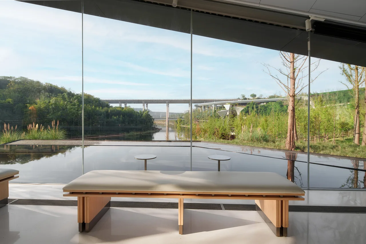 Qingxi River Café